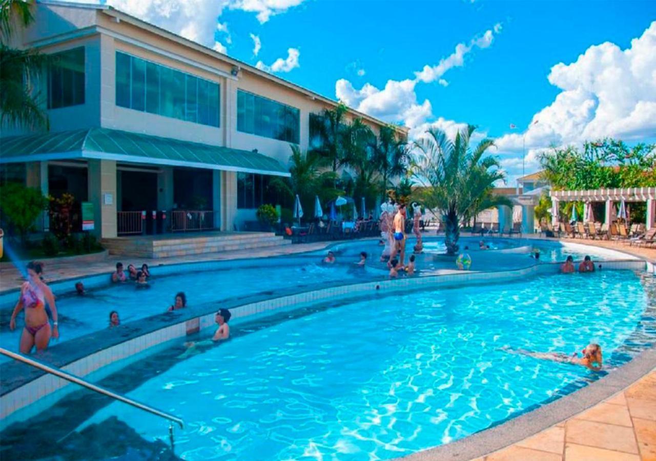 Lacqua Diroma Apartamento Completo Com Fogao, Geladeira, Micro-Ondas, Piscina 24H, Acomoda Ate 5 Pessoas Caldas Novas Exterior photo